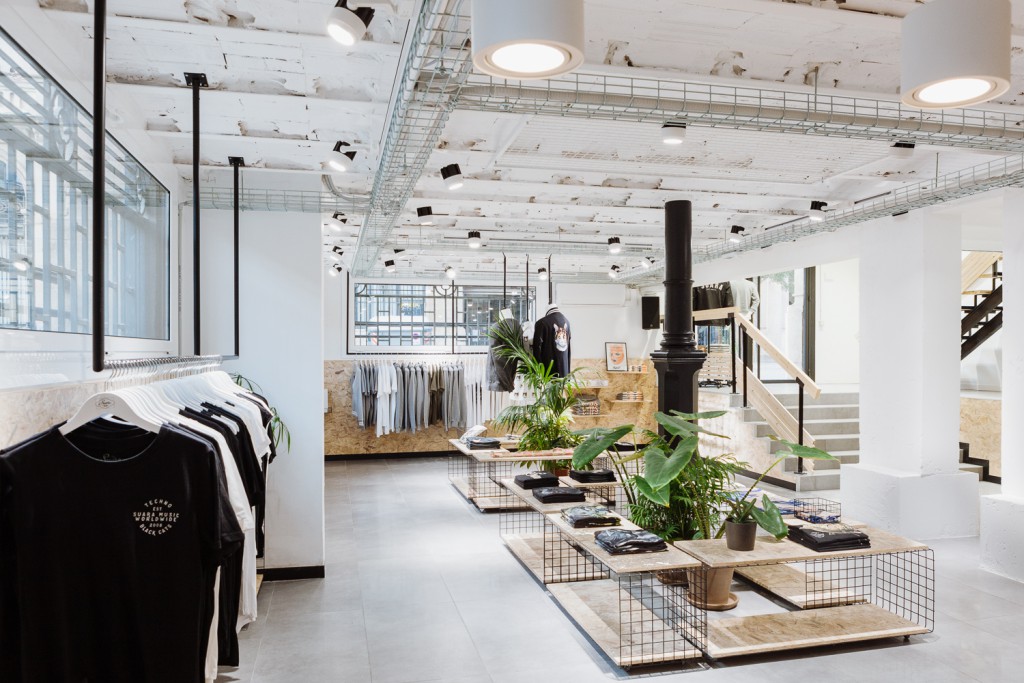 SUARA STORE 1